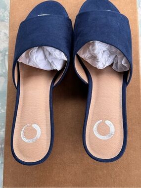Journee Collection Pavan blue wedge sandals featuring a suede-like material NIB
